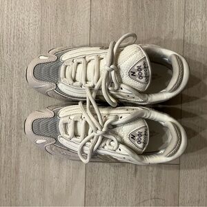 New Balance White and Gray Sneakers
